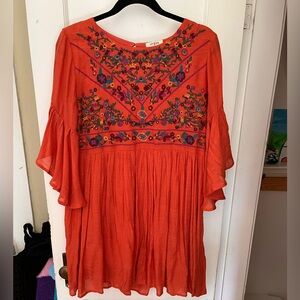 Embroidered Choral Umgee Women's Top size M